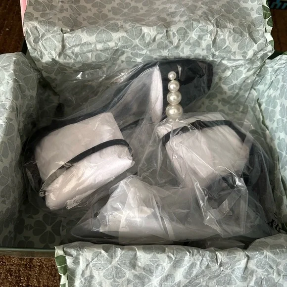 Kate Spade Avaline dress sandals - Picture 6 of 6